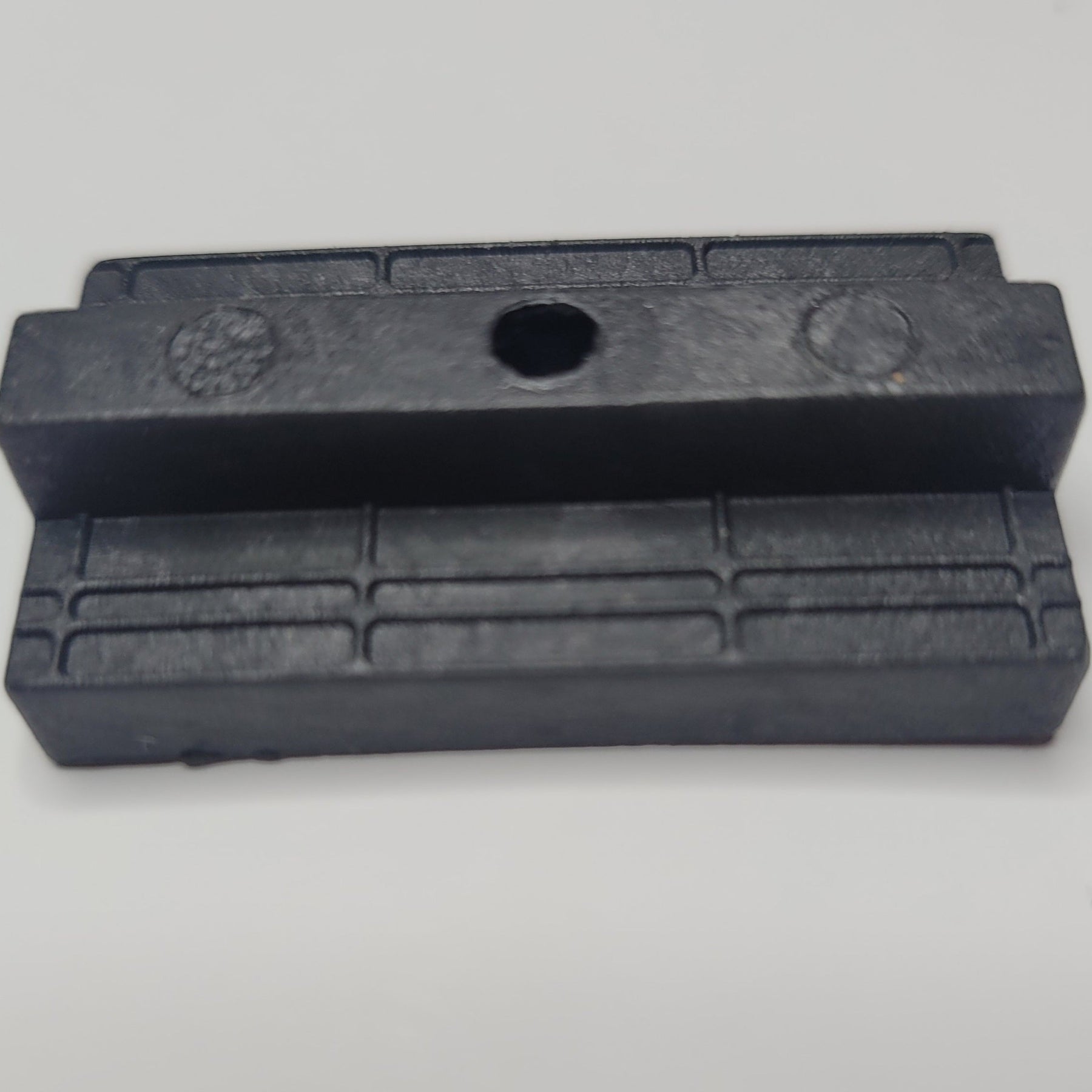 Pack of 100 Composite Decking TClip Fixings & Screws